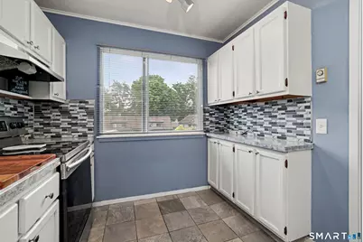 301 Heritage Village #B, Southbury, CT 06488 - Photo 3