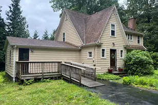 175 Sugar St, Newtown, CT 06470 - Photo 3