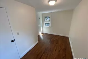 111 Greenwich Ave, New Haven, CT 06519 - Photo 9