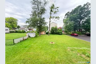 6 Fifth Street, Danbury, CT 06810 - Photo 23