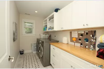 2095 Whitney Avenue, North Haven, CT 06473 - Photo 27