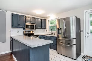 27 Allspice Ln, Glastonbury, CT 06033 - Photo 7