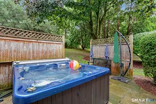 83 Lamplighter Ln, Fairfield, CT 06825 - Photo 31
