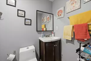 145 Lawlor St, New Britain, CT 06051 - Photo 17