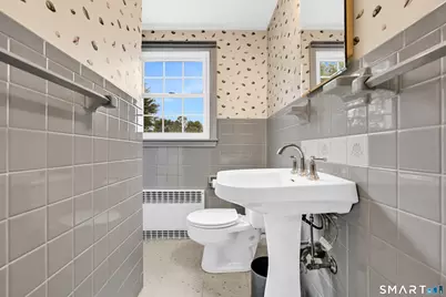 37 Chamberlain Road, Wethersfield, CT 06109 - Photo 19