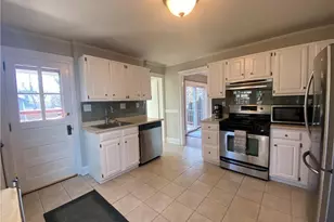 71 Fennbrook Rd, West Hartford, CT 06119 - Photo 13