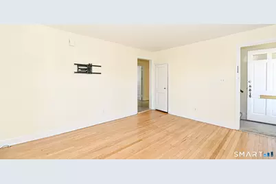 146 Warsaw Street, Fairfield, CT 06825 - Photo 5