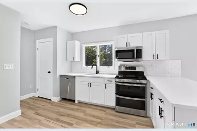 35 Front Avenue, West Haven, CT 06516 - Photo 3