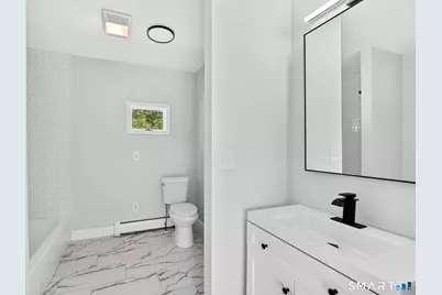 35 Front Avenue, West Haven, CT 06516 - Photo 19