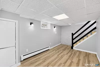 35 Front Avenue, West Haven, CT 06516 - Photo 31
