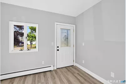 35 Front Avenue, West Haven, CT 06516 - Photo 7