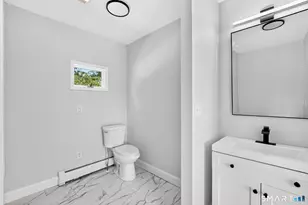 35 Front Ave, West Haven, CT 06516 - Photo 21