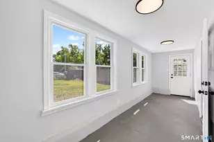 35 Front Ave, West Haven, CT 06516 - Photo 27