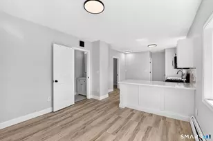 35 Front Ave, West Haven, CT 06516 - Photo 13