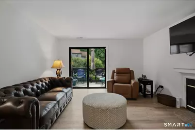 135 Heatherwood Drive #135, Brookfield, CT 06804 - Photo 5