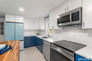 5 Bell Ct, Portland, CT 06480 - Photo 11