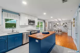 5 Bell Ct, Portland, CT 06480 - Photo 9