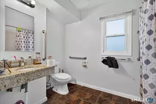 385 Peck St, New Haven, CT 06513 - Photo 9
