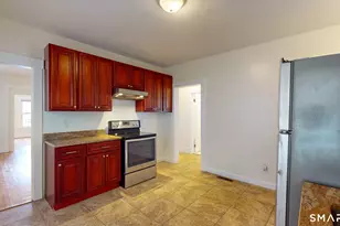 679 Winchester Ave, New Haven, CT 06511 - Photo 5