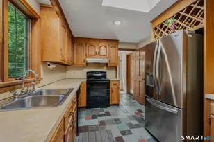 12 Meadow Ln, Chester, CT 06412 - Photo 9