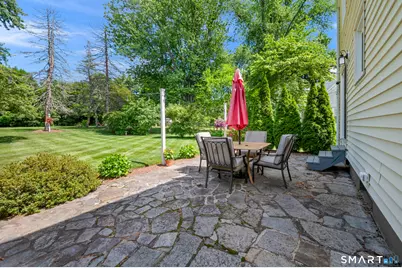 37 Kensington Street, Manchester, CT 06040 - Photo 5