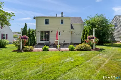 37 Kensington Street, Manchester, CT 06040 - Photo 3