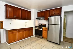 2455 North Ave, Bridgeport, CT 06604 - Photo 5