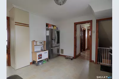 9 Lawton Terrace, Ansonia, CT 06401 - Photo 13