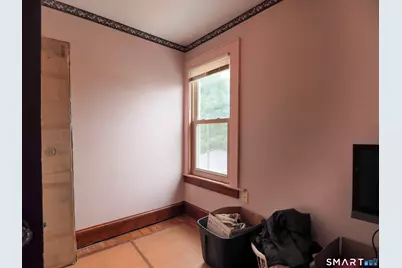 9 Lawton Terrace, Ansonia, CT 06401 - Photo 23