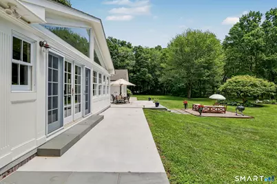 585 Hoydens Lane, Fairfield, CT 06824 - Photo 33