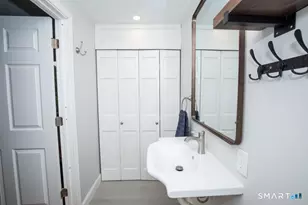 36 Jamestown Cir, Wallingford, CT 06492 - Photo 21