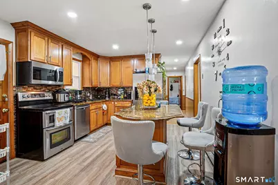 7 Newport Drive, Waterbury, CT 06705 - Photo 11