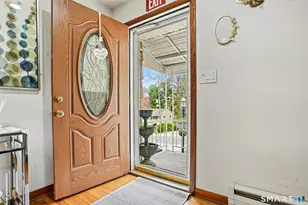 7 Newport Dr, Waterbury, CT 06705 - Photo 3