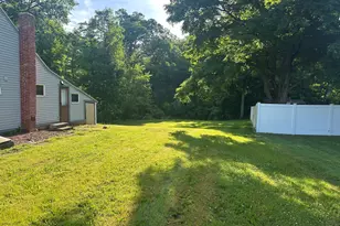 634 East Street N, Suffield, CT 06078 - Photo 3