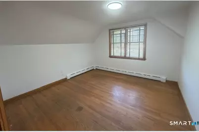 64 Macauley Avenue, Waterbury, CT 06705 - Photo 21