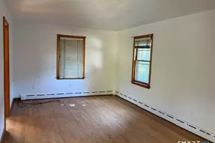 64 Macauley Ave, Waterbury, CT 06705 - Photo 3