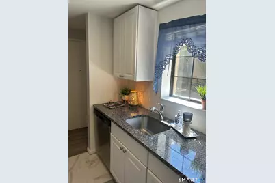 42 North Main Street #79, West Hartford, CT 06107 - Photo 9