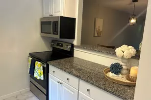 42 N Main St, West Hartford, CT 06107 - Photo 17