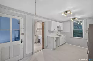 44 Rogers St, New London, CT 06320 - Photo 9