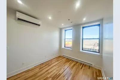 207 Bank Street #202, New London, CT 06320 - Photo 9