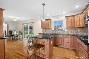 235 Laurel St, Stratford, CT 06615 - Photo 11
