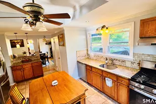 25 Quinnipiac Ave, North Haven, CT 06473 - Photo 23