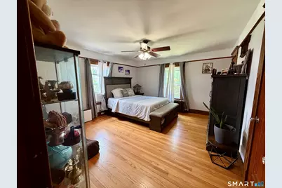 25 Quinnipiac Avenue, North Haven, CT 06473 - Photo 31