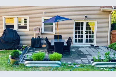 25 Quinnipiac Avenue, North Haven, CT 06473 - Photo 5