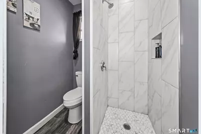 32 Greenwood Street, New Britain, CT 06051 - Photo 11