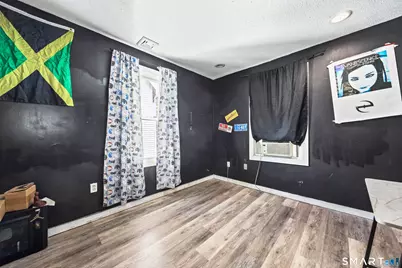 32 Greenwood Street, New Britain, CT 06051 - Photo 17
