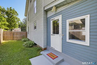 30 Winthrop Terrace, Meriden, CT 06451 - Photo 13