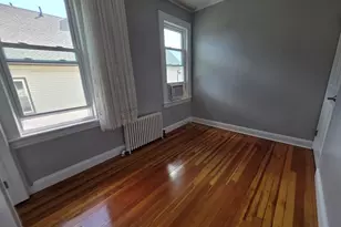 70 Westfield Ave, Bridgeport, CT 06606 - Photo 17