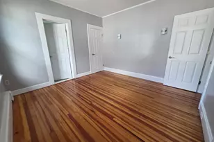 70 Westfield Ave, Bridgeport, CT 06606 - Photo 9