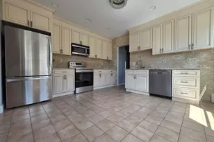 70 Westfield Ave, Bridgeport, CT 06606 - Photo 7